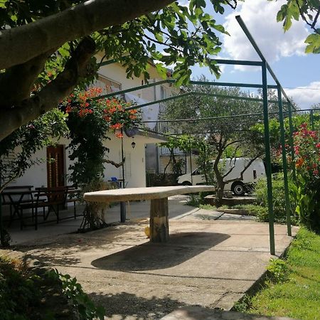 Apartment Anka Marina Luaran gambar